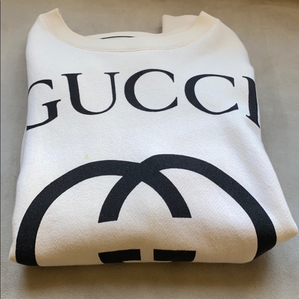 Gucci sweatshirt